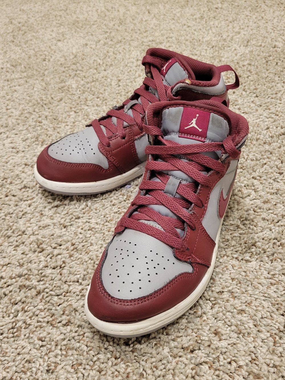 Jordan 1 Mid PS Cherrywood Red Cement Grey DQ8424-615 Kids Size 3Y (Youth/ Kids)